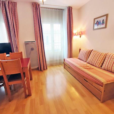 Oo, T2, Centre Luchon, Wifi, Casier A Skis, Ascenseur, 4 Personnes Bagneres-de-Luchon Luaran gambar